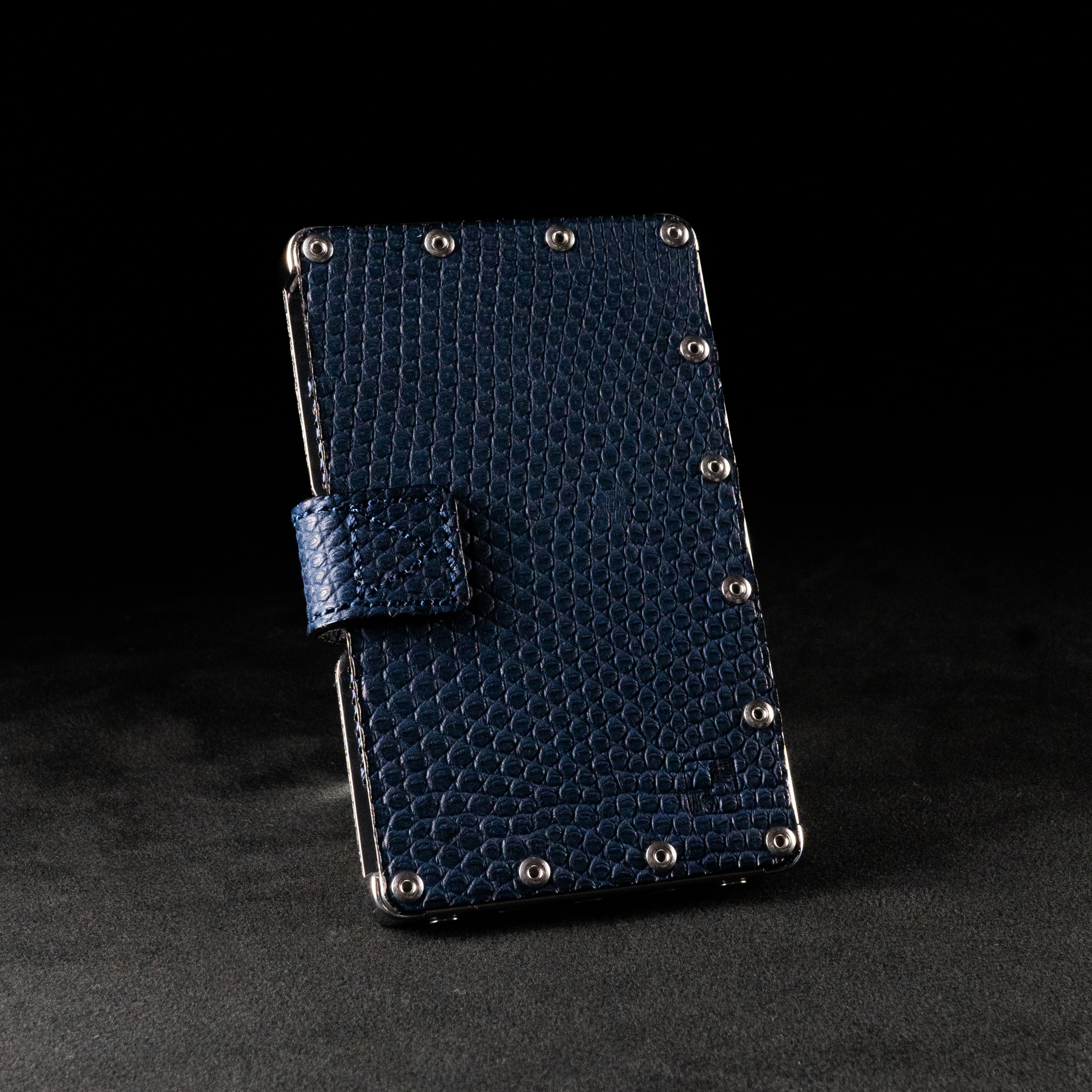 AERO CONCEPT（エアロコンセプト）札幌｜Emijah Lizard Blue｜カード